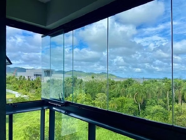 envidracamento-de-sacadas-sem-roldanas-itapema
